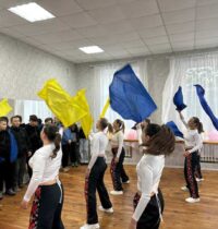 08